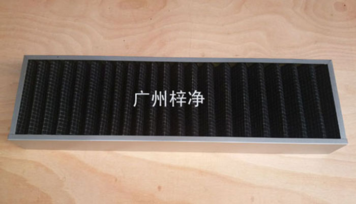 活性碳過(guò)濾器廣泛用于化學(xué)、制藥、食品、娛樂(lè)場(chǎng)所、需要凈化空氣的場(chǎng)所， 有害氣體如苯、甲醛、氨氣等的吸附脫除 溶劑的回收 ，采用活性炭氈比表面積大，吸附能力強(qiáng)，迅速處理各種有害氣體, 有效潔凈空氣對(duì)氣味的控制。